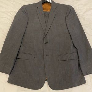 Jos. A. Bank 40R Slim Fit Suit Like New